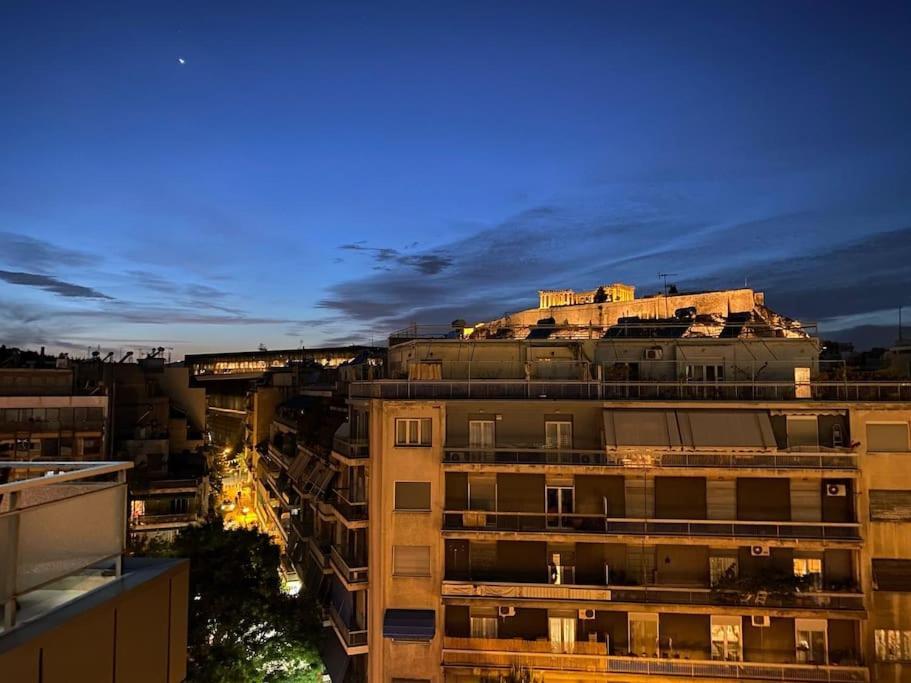 Lovely Apt W/Heated Jacuzzi &Full Acropolis View Athén Kültér fotó